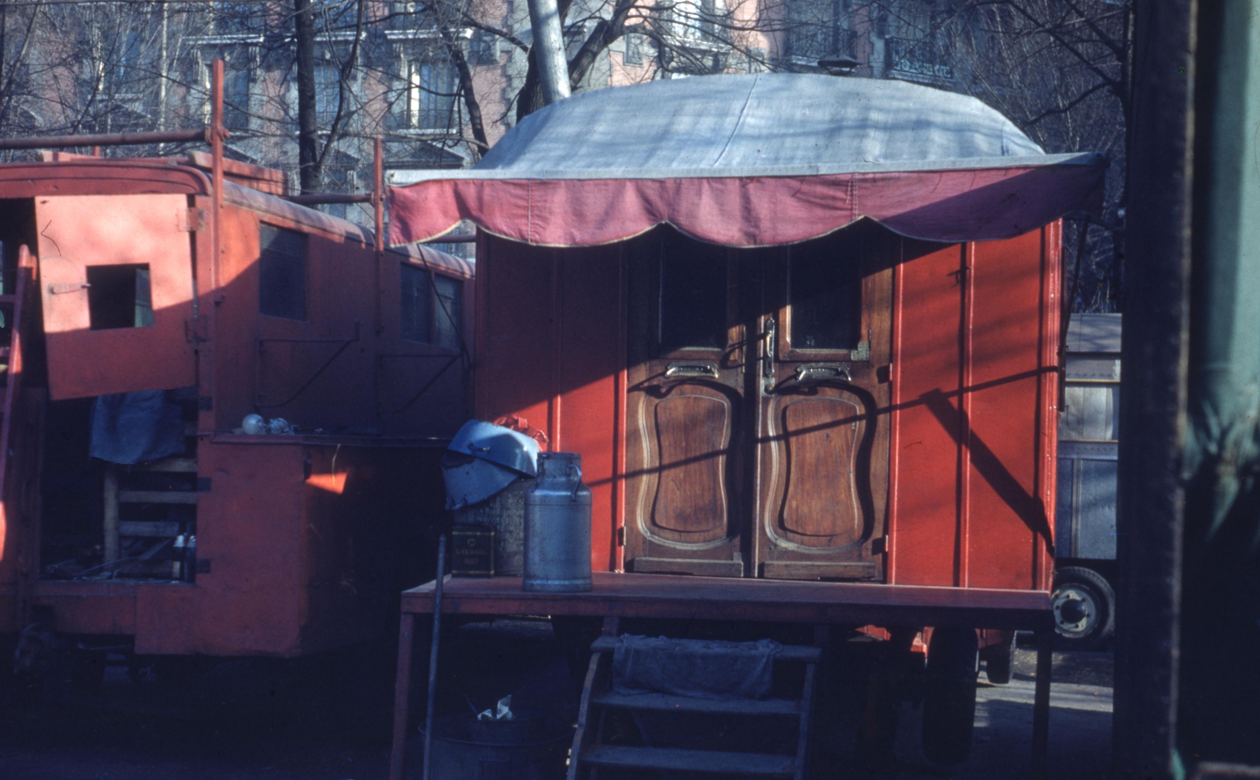 藤田嗣治《荷車》 m