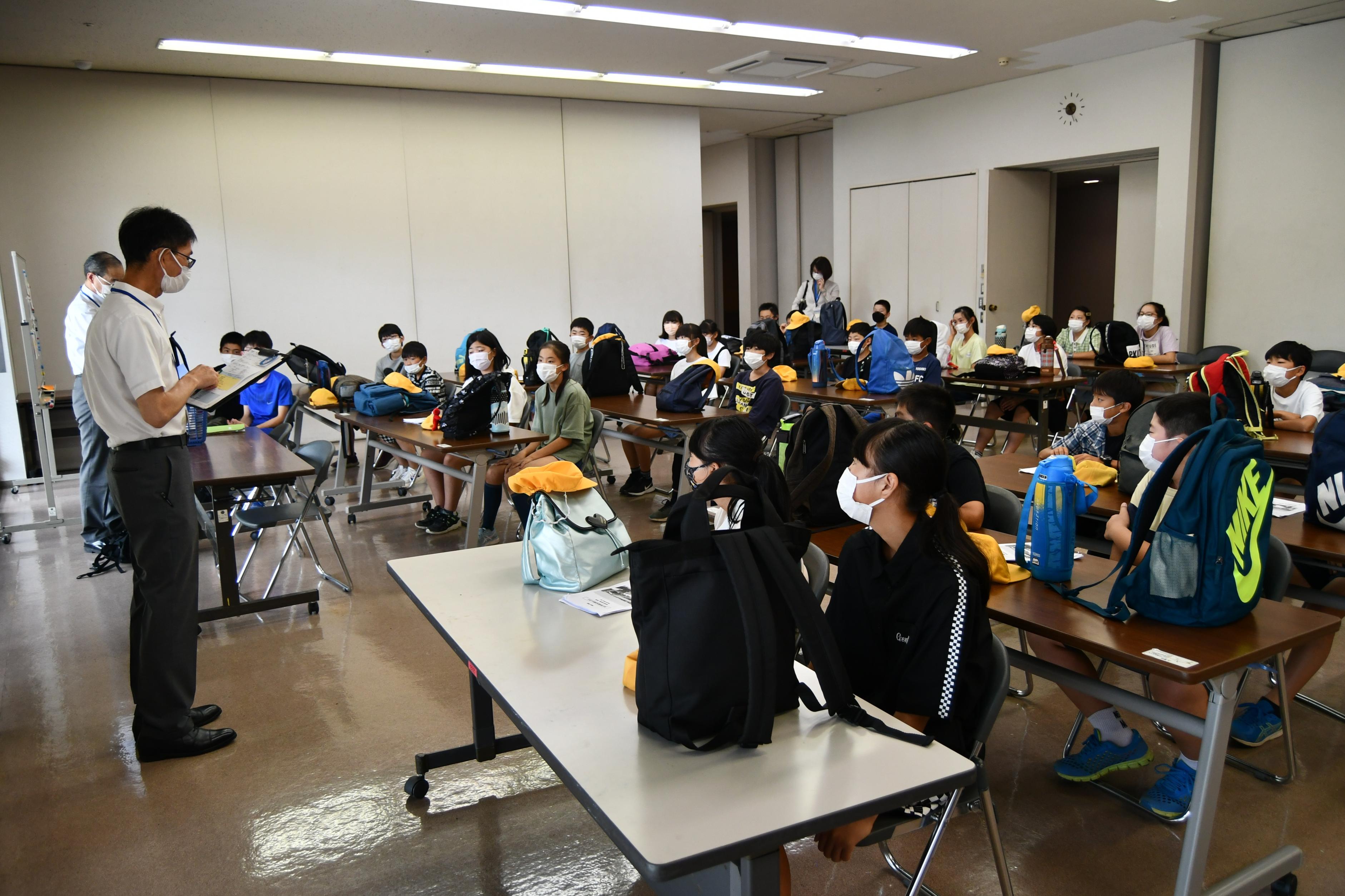 写真(1)スクールオリエンテーション